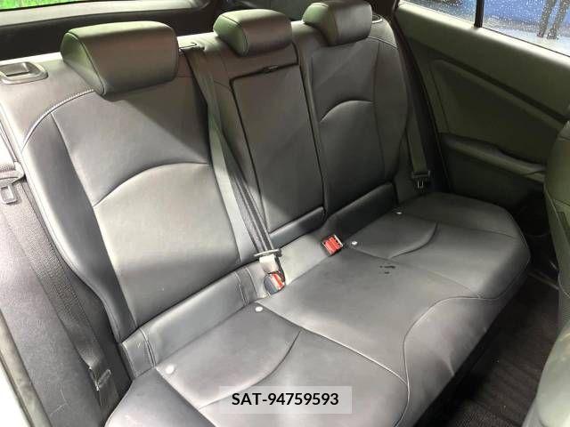 Toyota PRIUS 2016-11 255840-14