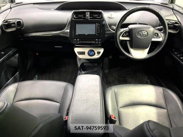 Toyota PRIUS 2016-11 255840-1