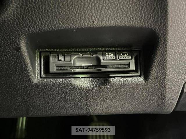 Toyota PRIUS 2016-11 255840-7
