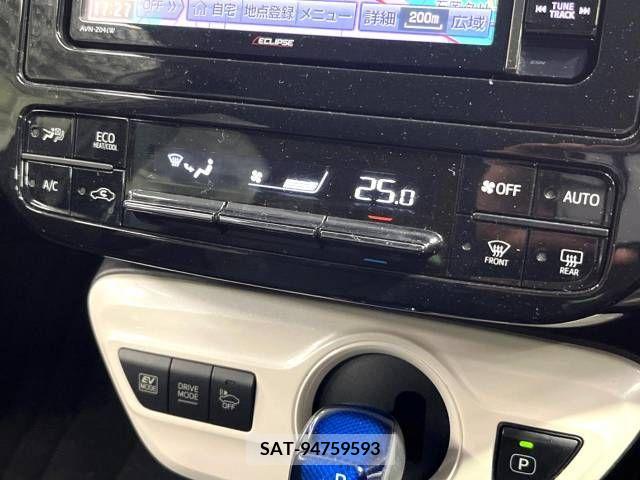 Toyota PRIUS 2016-11 255840-8