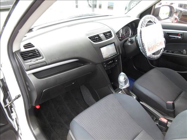 Suzuki SWIFT 2011-10 7031-10