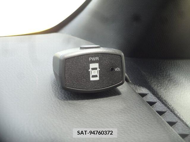 Toyota NOAH 2015-10 321499-24