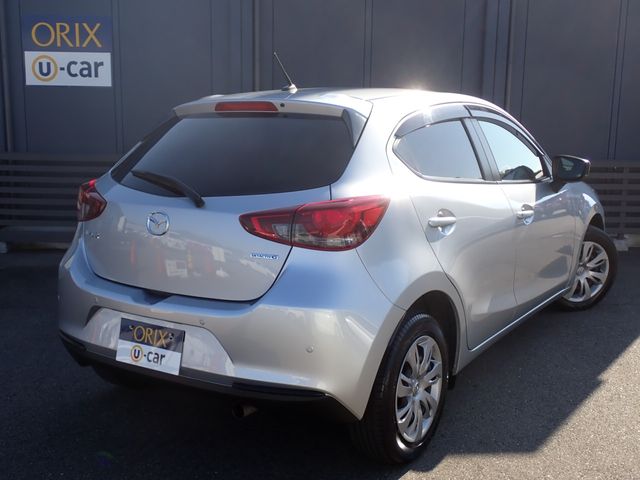 Mazda MAZDA2 2020-09 22572-2