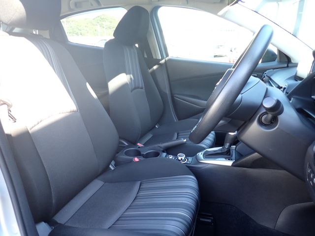 Mazda MAZDA2 2020-09 22572-12