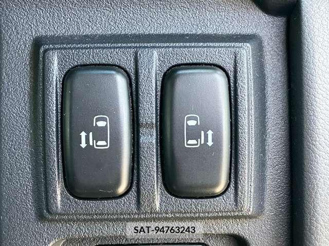 Mitsubishi DELICA D5 2009-08 296451-7