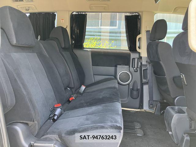 Mitsubishi DELICA D5 2009-08 296451-18