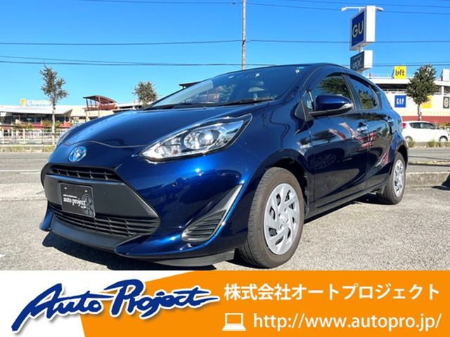 Toyota AQUA 2018-08 10911-0