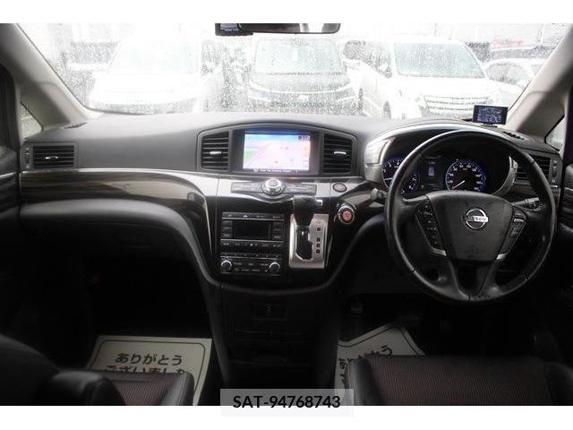 Nissan ELGRAND 2015-02 269569-15