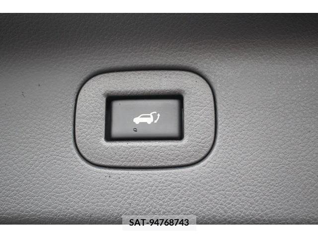 Nissan ELGRAND 2015-02 269569-16