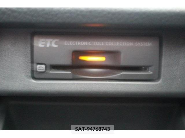 Nissan ELGRAND 2015-02 269569-3