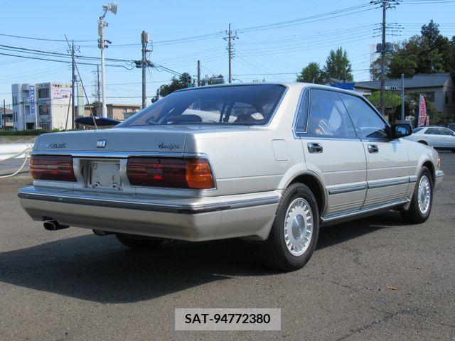 Nissan CEDRIC HARDTOP 1990-02 264002-6