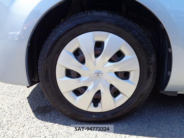 Toyota SPADE 2013-02 377962-29