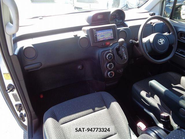 Toyota SPADE 2013-02 377962-10