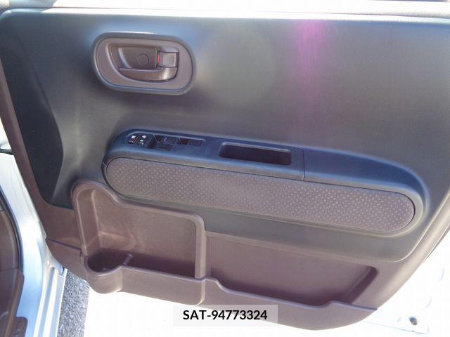 Toyota SPADE 2013-02 377962-15