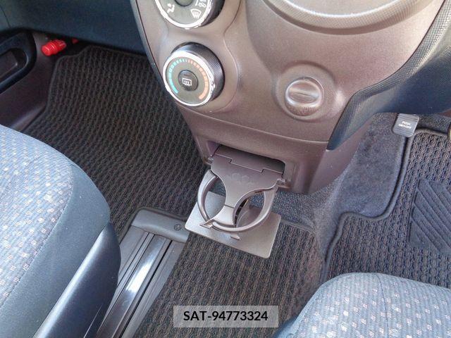 Toyota SPADE 2013-02 377962-14