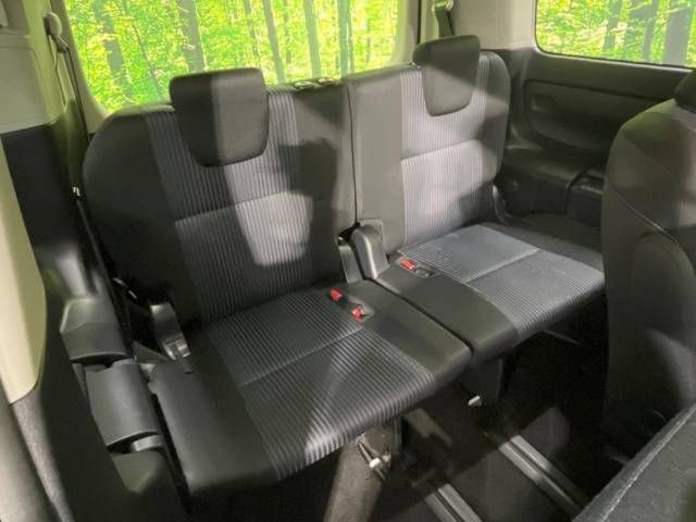 Toyota VOXY 2015-08 21527-10