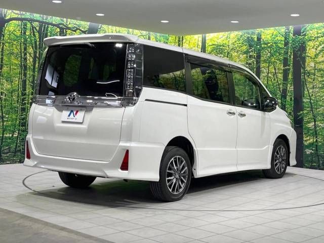 Toyota VOXY 2015-08 21527-17