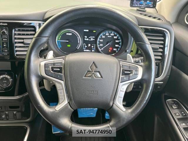 Mitsubishi OUTLANDER PHEV 2016-01 281157-11