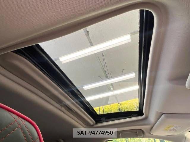 Mitsubishi OUTLANDER PHEV 2016-01 281157-2