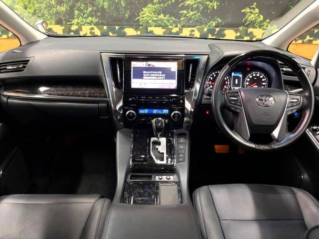 Toyota ALPHARD 2021-04 186841-1