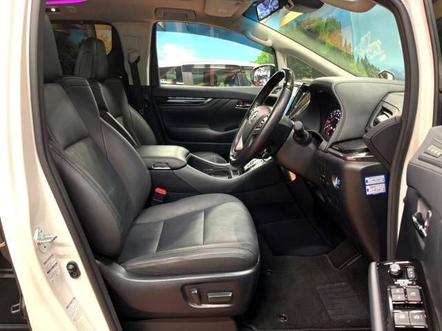 Toyota ALPHARD 2021-04 186841-8