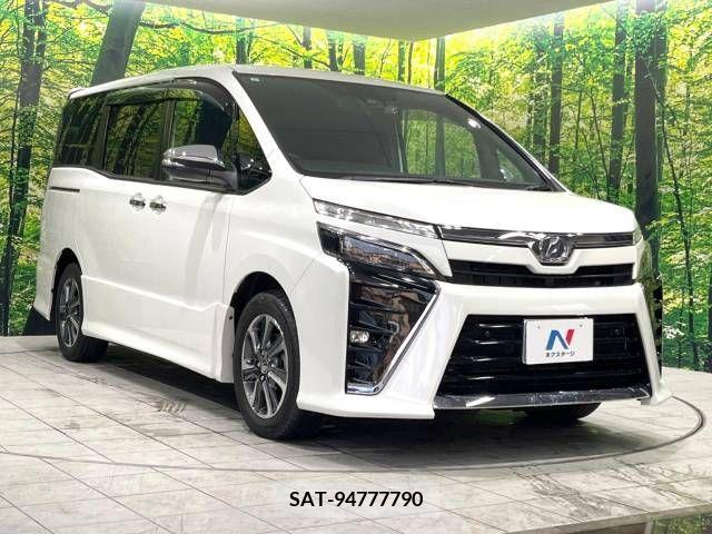 Toyota VOXY 2019-04 370424-17