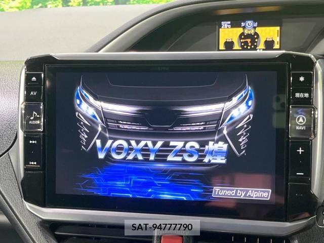 Toyota VOXY 2019-04 370424-3