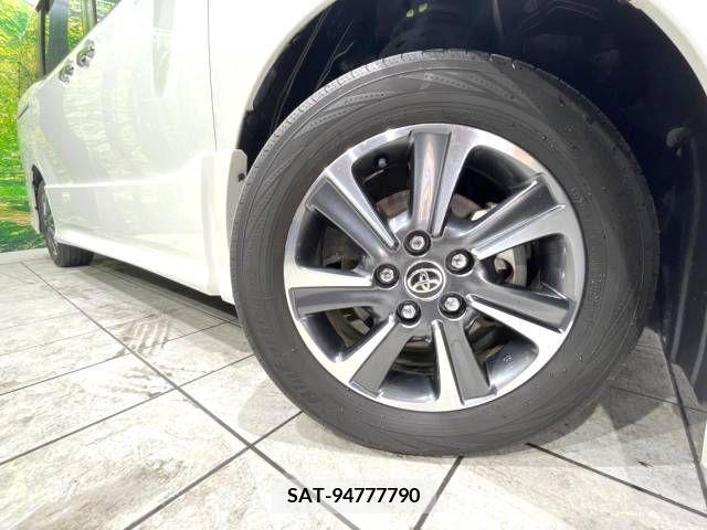 Toyota VOXY 2019-04 370424-14