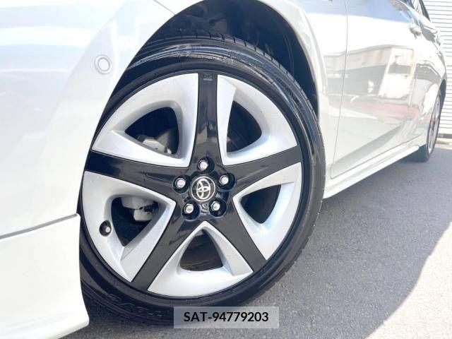 Toyota PRIUS 2016-05 250838-15