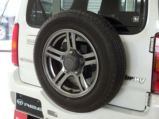 Suzuki JIMNY 2017-12 19957-8