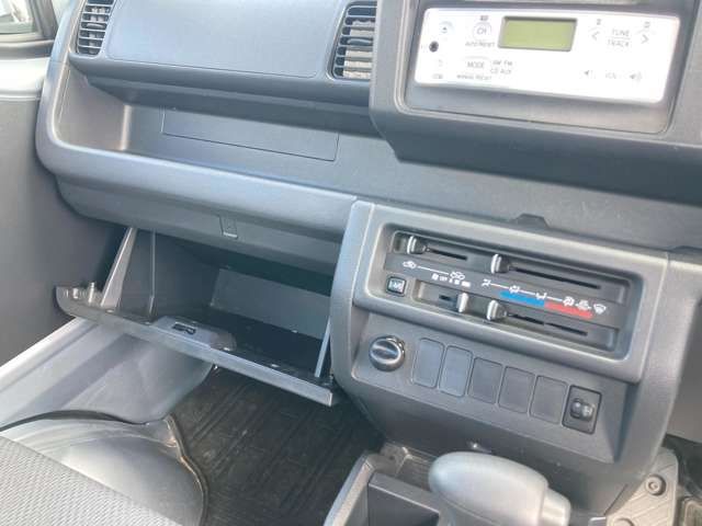 Daihatsu HIJET TRUCK 2015-08 21339-15