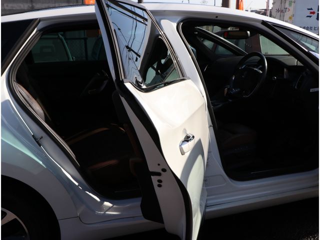 Citroen DS5 2013-05 879-12