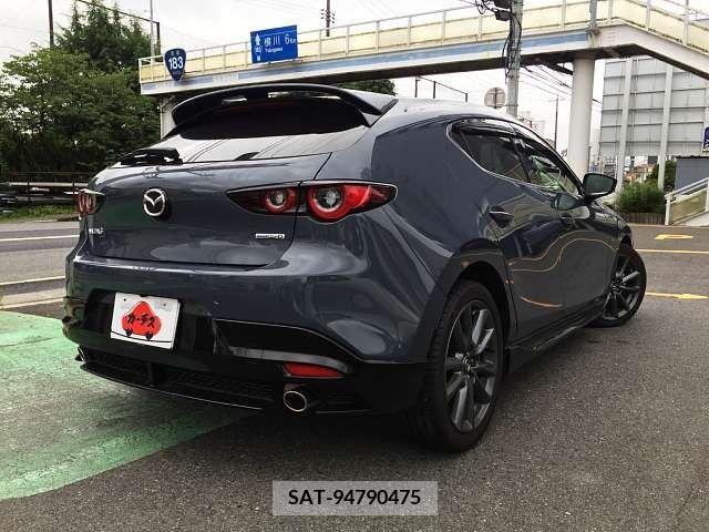 Mazda MAZDA3 2022-02 301094-2