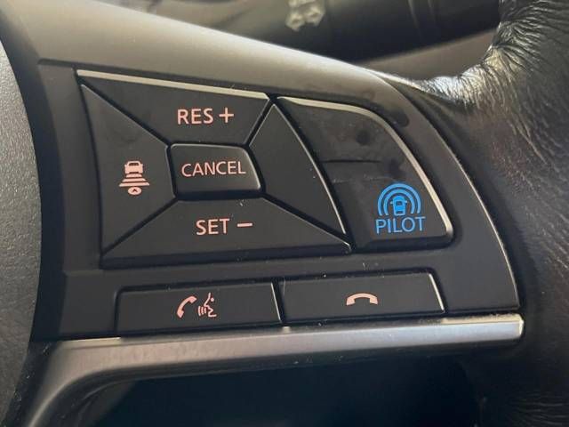 Nissan X-TRAIL 2018-09 11568-4