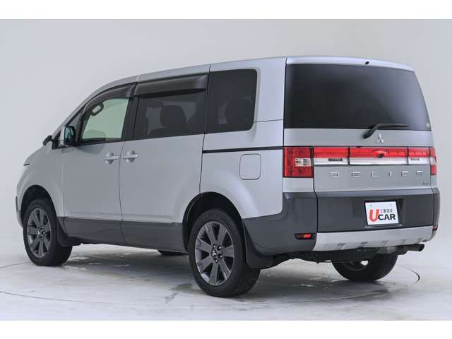 Mitsubishi DELICA D5 2018-02 88-18