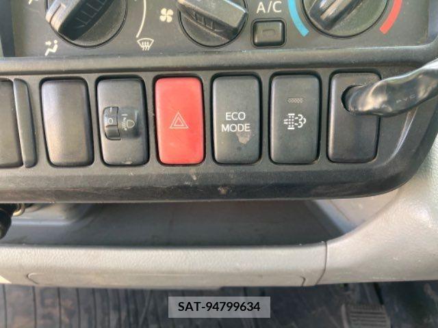 Hino DUTRO 2011-08 359464-6