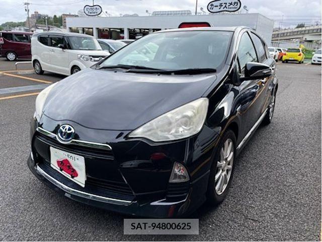Toyota AQUA 2013-07 395700-0