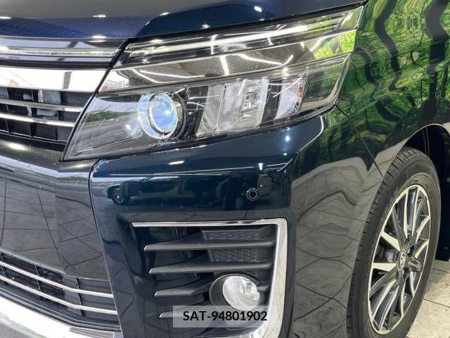 Toyota VOXY 2014-08 321406-13
