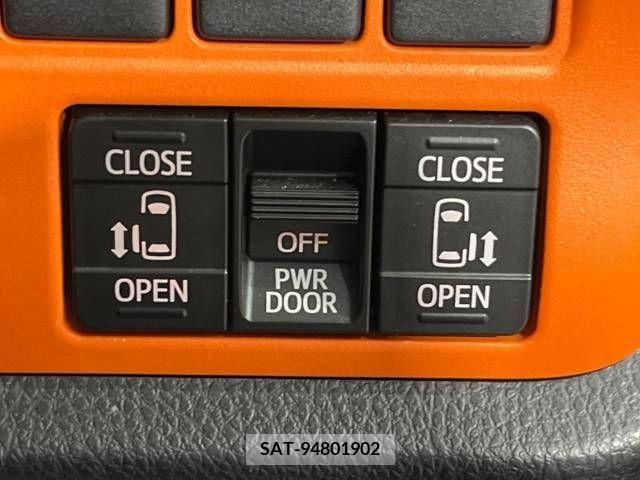 Toyota VOXY 2014-08 321406-4