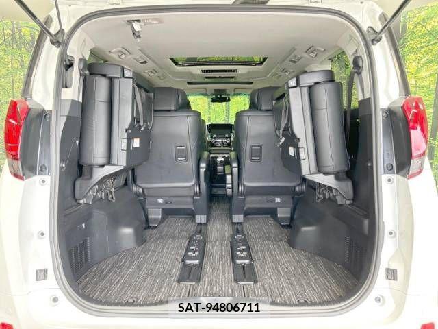 Toyota ALPHARD 2016-08 299343-11