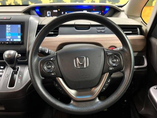 Honda FREED 2021-04 8128-12