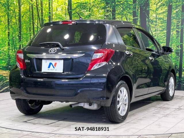 Toyota VITZ 2015-08 337026-17