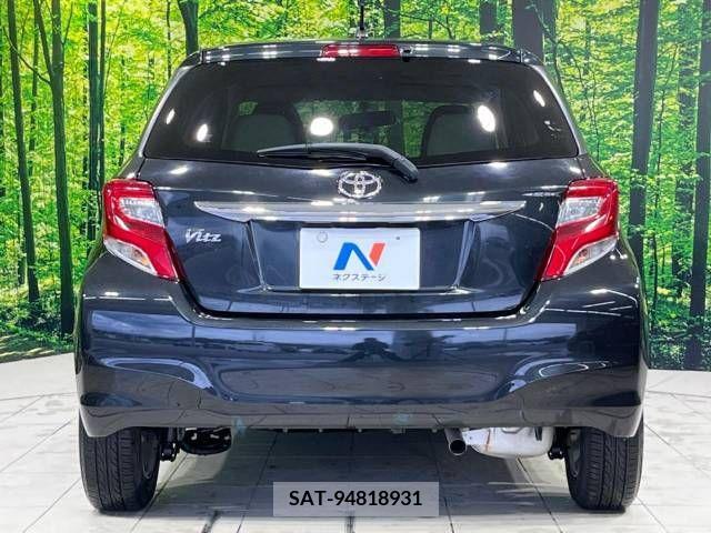 Toyota VITZ 2015-08 337026-15