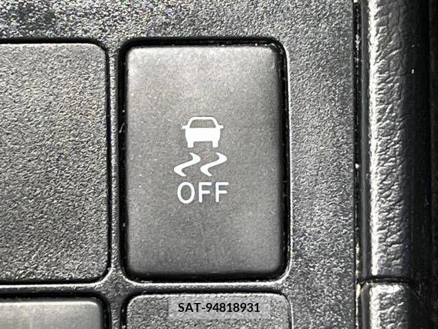 Toyota VITZ 2015-08 337026-5