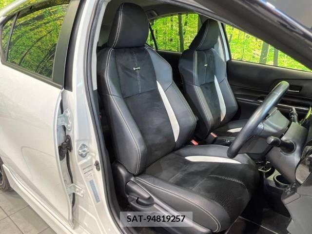 Toyota AQUA 2014-02 389355-9