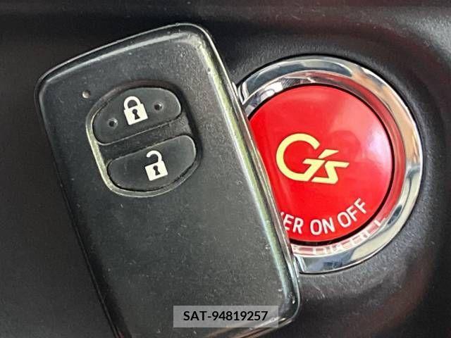 Toyota AQUA 2014-02 389355-5