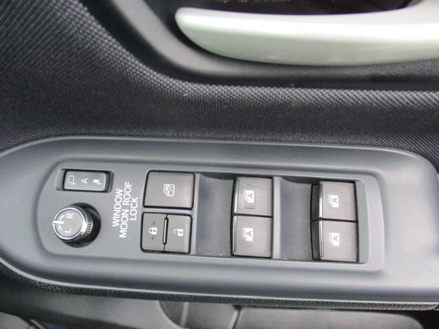 Toyota NOAH 2014-02 480-23