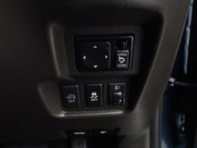 Nissan CUBE 2018-09 195665-12