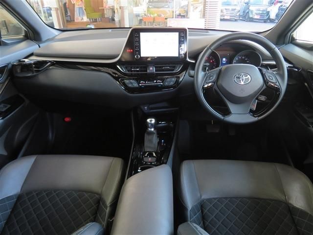 Toyota C-HR 2021-02 10069-4