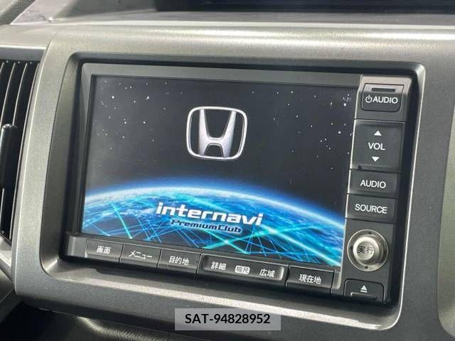 Honda STEP WGN 2010-06 324611-2